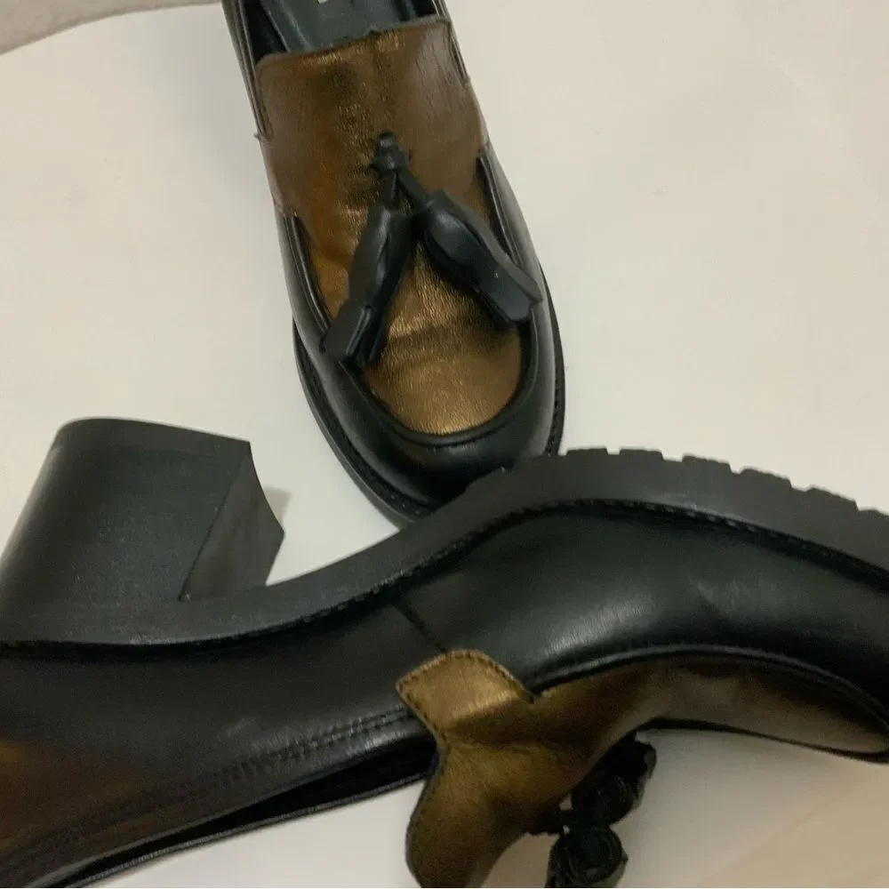 Tosca Blu tassel  Shoe bronze black leather Size 41 EUR / 9 US